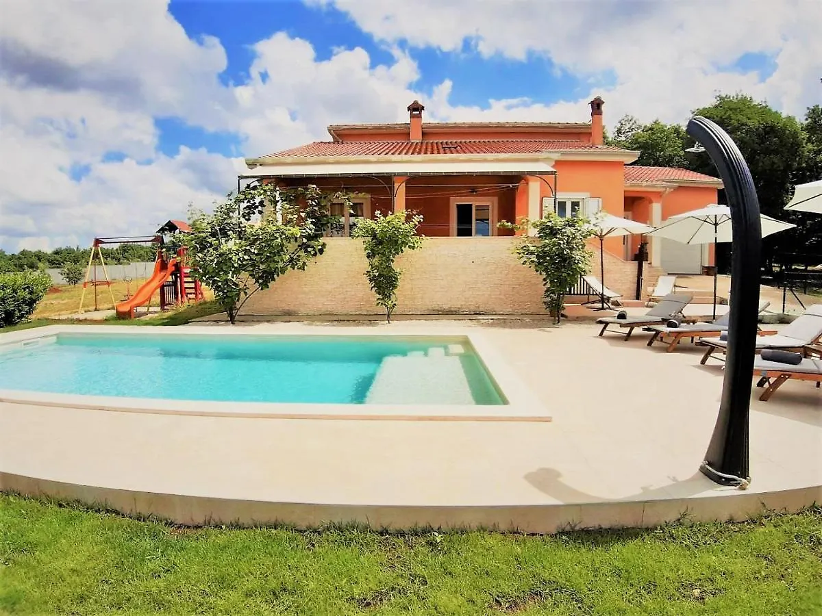 Villa Tana Tinjan
